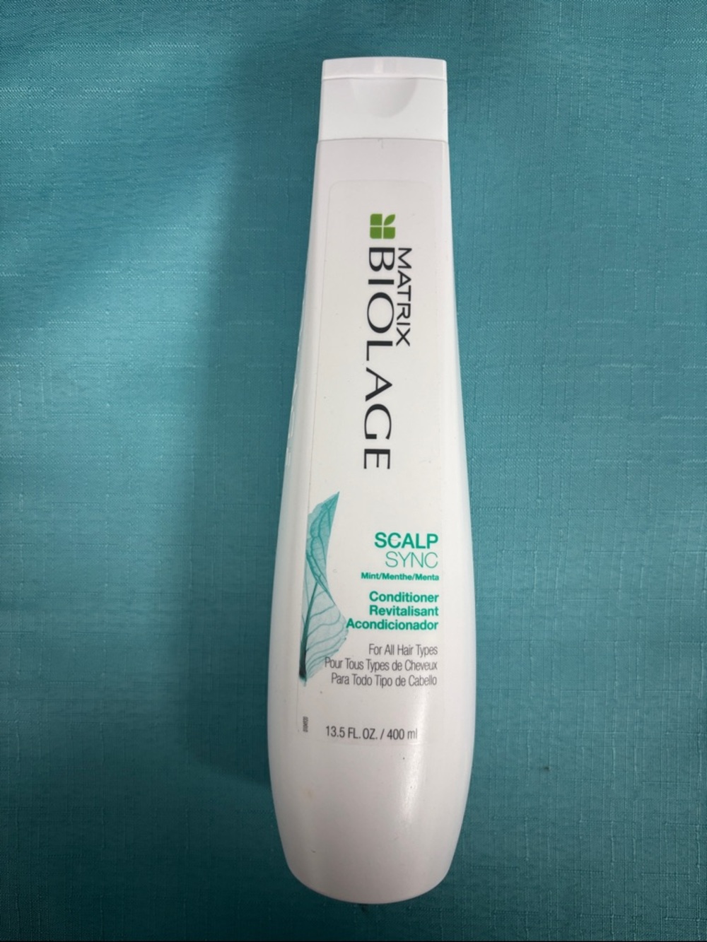 Matix Biolage Scalp Sync Conditioner White with Teal Accents